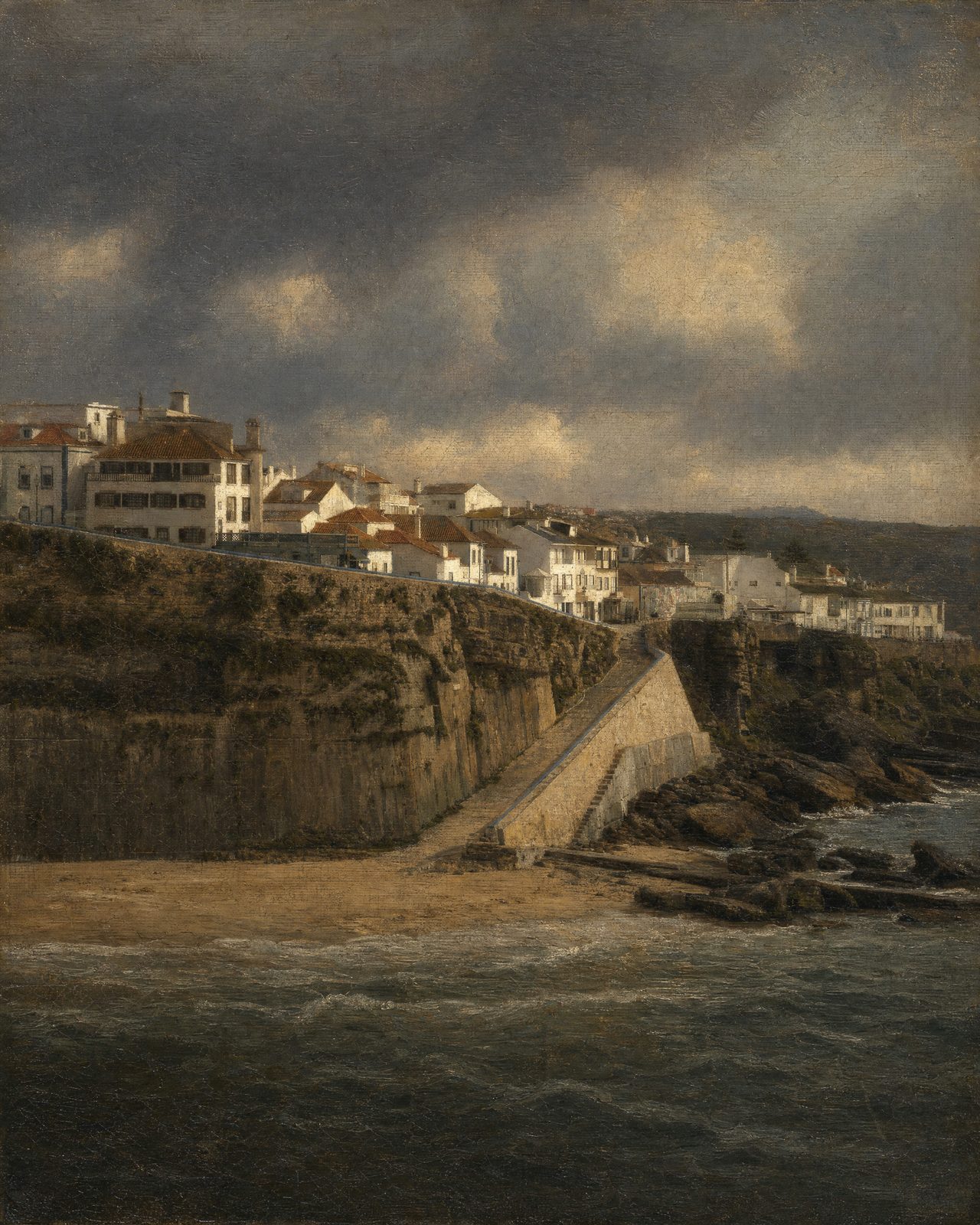 A vila da Ericeira, vista do mar. A 10 de outubro de 1621, a nau «Nossa Senhora da Conceição» avistou esta costa pela proa — e recebeu ordens categóricas para se afastar para o largo.