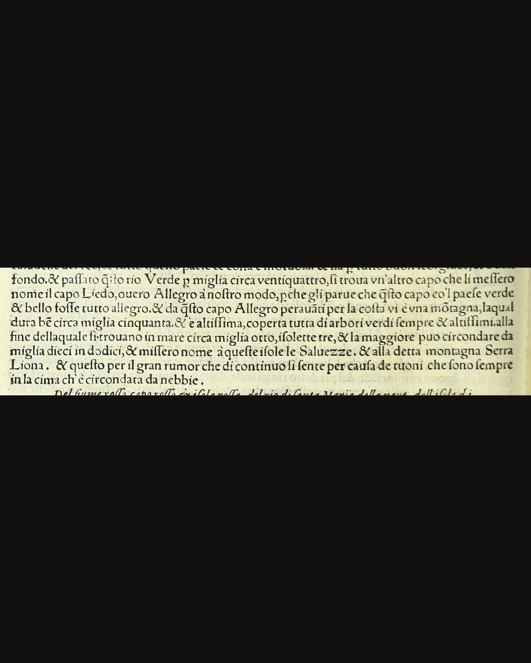 A mesma passagem na edição de Ramusio, aqui na impressão de Veneza de 1588: «Serra Liona. & questo per il gran rumor che di continuo si sente per causa de tuoni», o ruído das trovoadas no cume (Navigationi et Viaggi, vol. I, Internet Archive, domínio público).