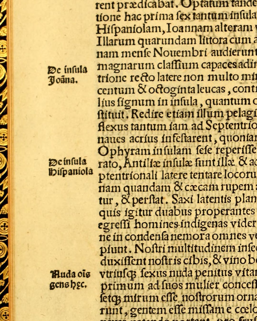 Pedro Mártir de Anghiera, primeira Década do Novo Mundo, aqui na edição de Alcalá de 1530: «Antiliæ insulæ sunt illæ», aquelas são as ilhas Antílias, junto da nota à margem «De insula Hispaniola» (Internet Archive, domínio público).