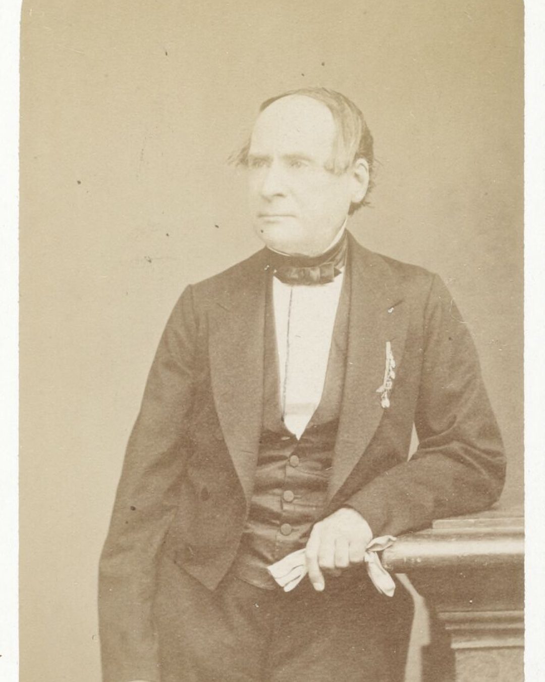 Ferdinand Denis, o francês que deu com o códice em Paris no princípio de 1837, numa fotografia tirada anos depois (Bibliothèque nationale de France, domínio público).